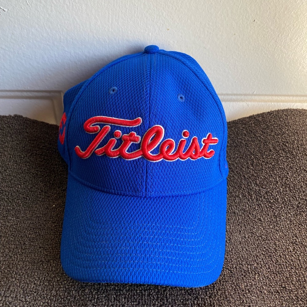 Titleist hat